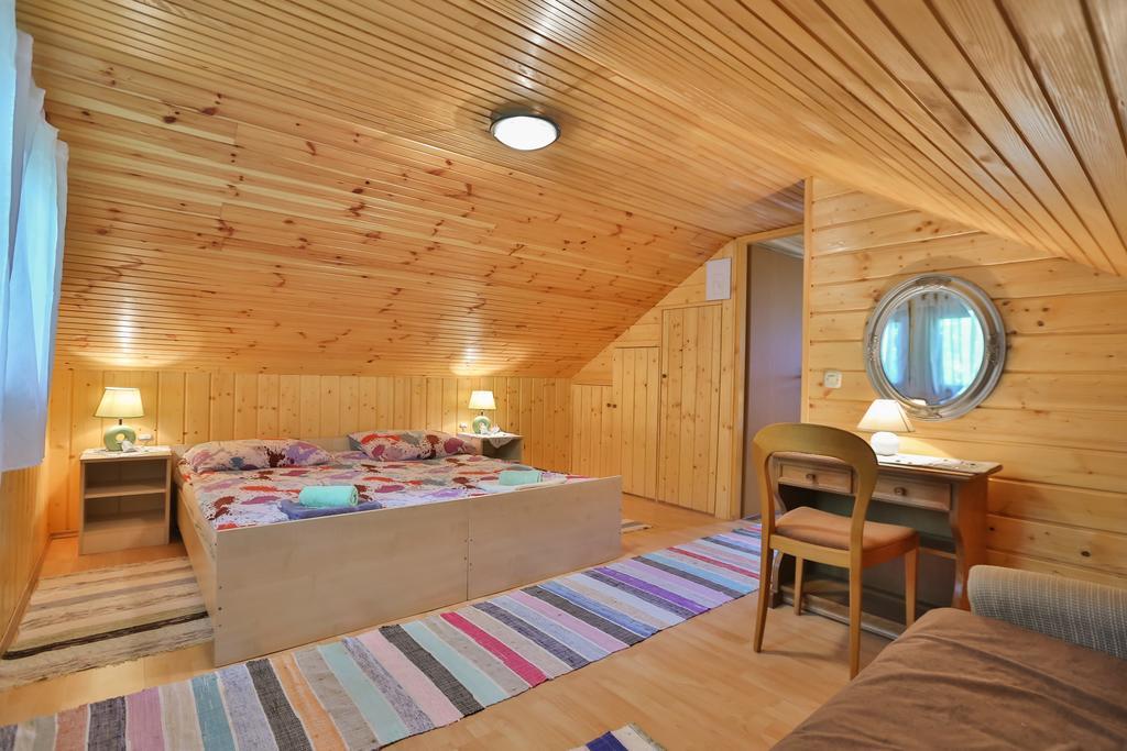 Holiday Home Trzan Йосипдол Экстерьер фото